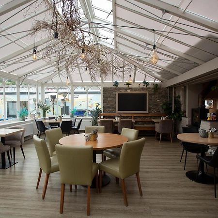 Hotel Hive Townhouse Aberaeron Esterno foto