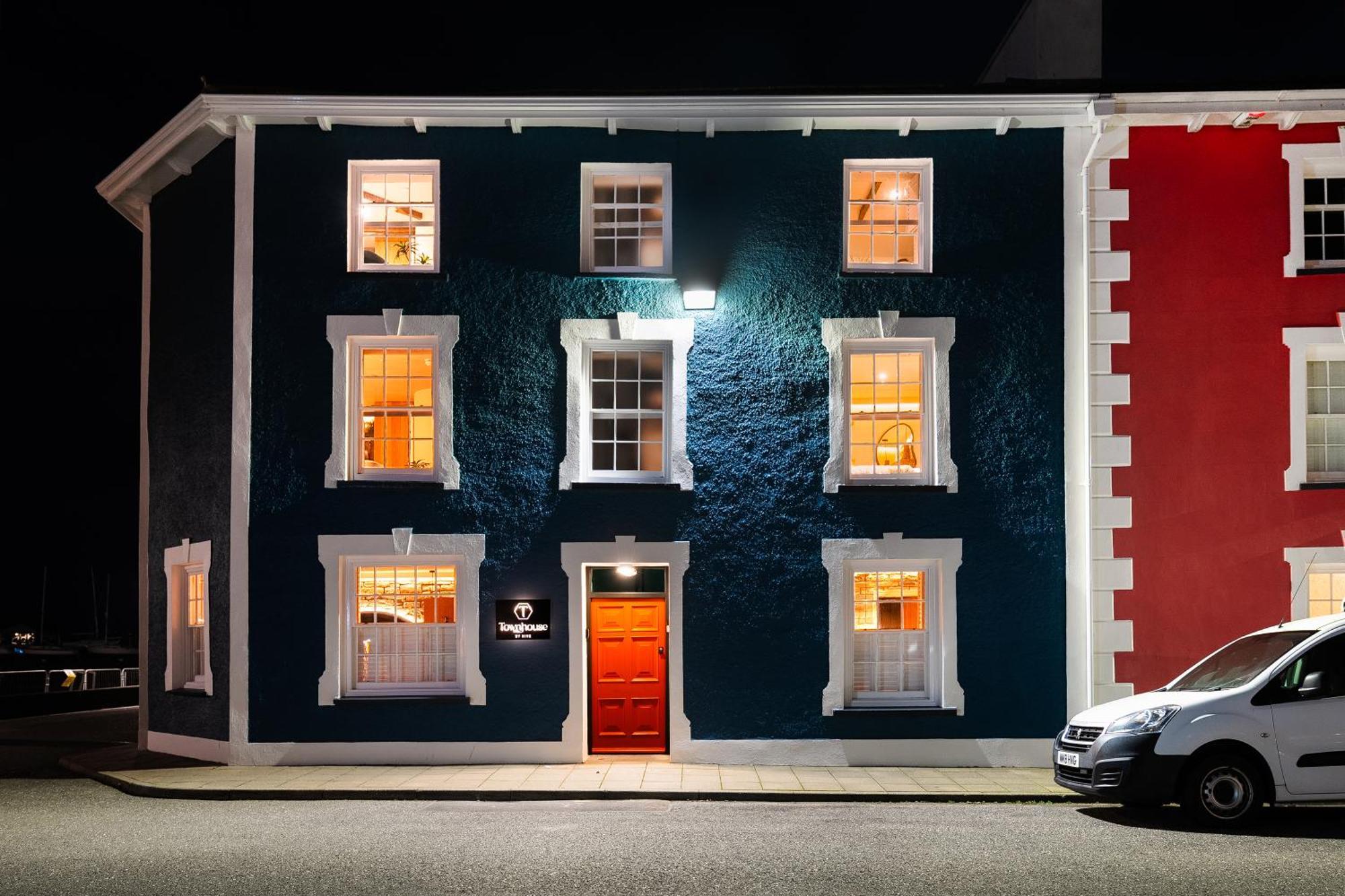 Hotel Hive Townhouse Aberaeron Esterno foto